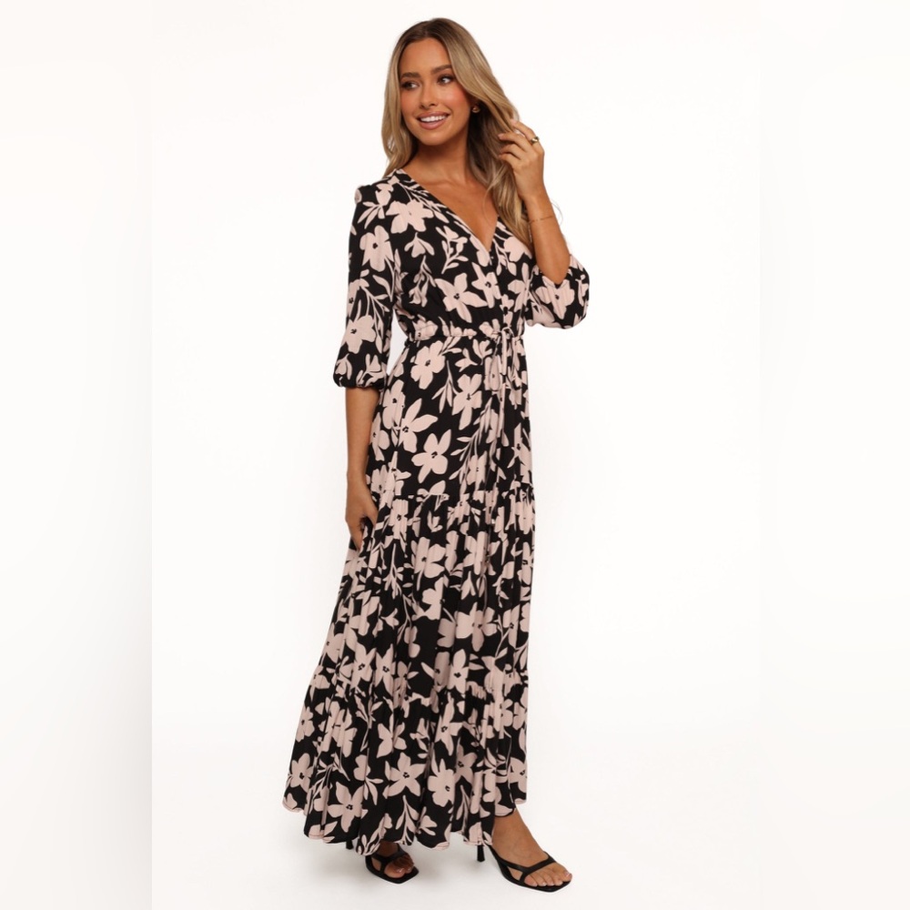 Petal & Pup Kelda Floral Maxi Dress Size Medium Black Pink - Picture 3 of 15